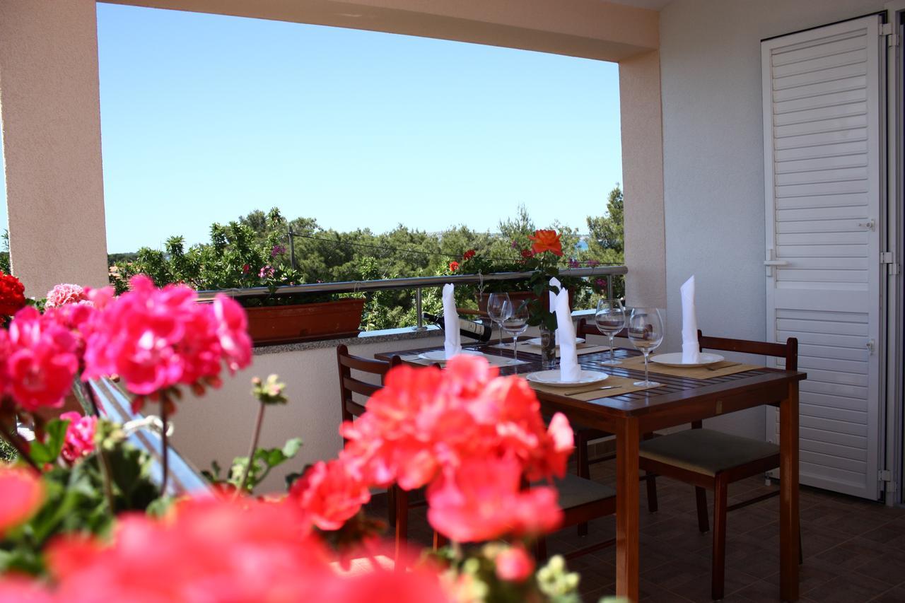 Apartments Villa Korina Brodarica  Bagian luar foto