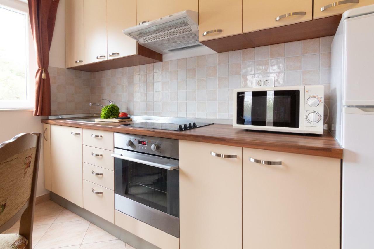 Apartments Villa Korina Brodarica  Bagian luar foto