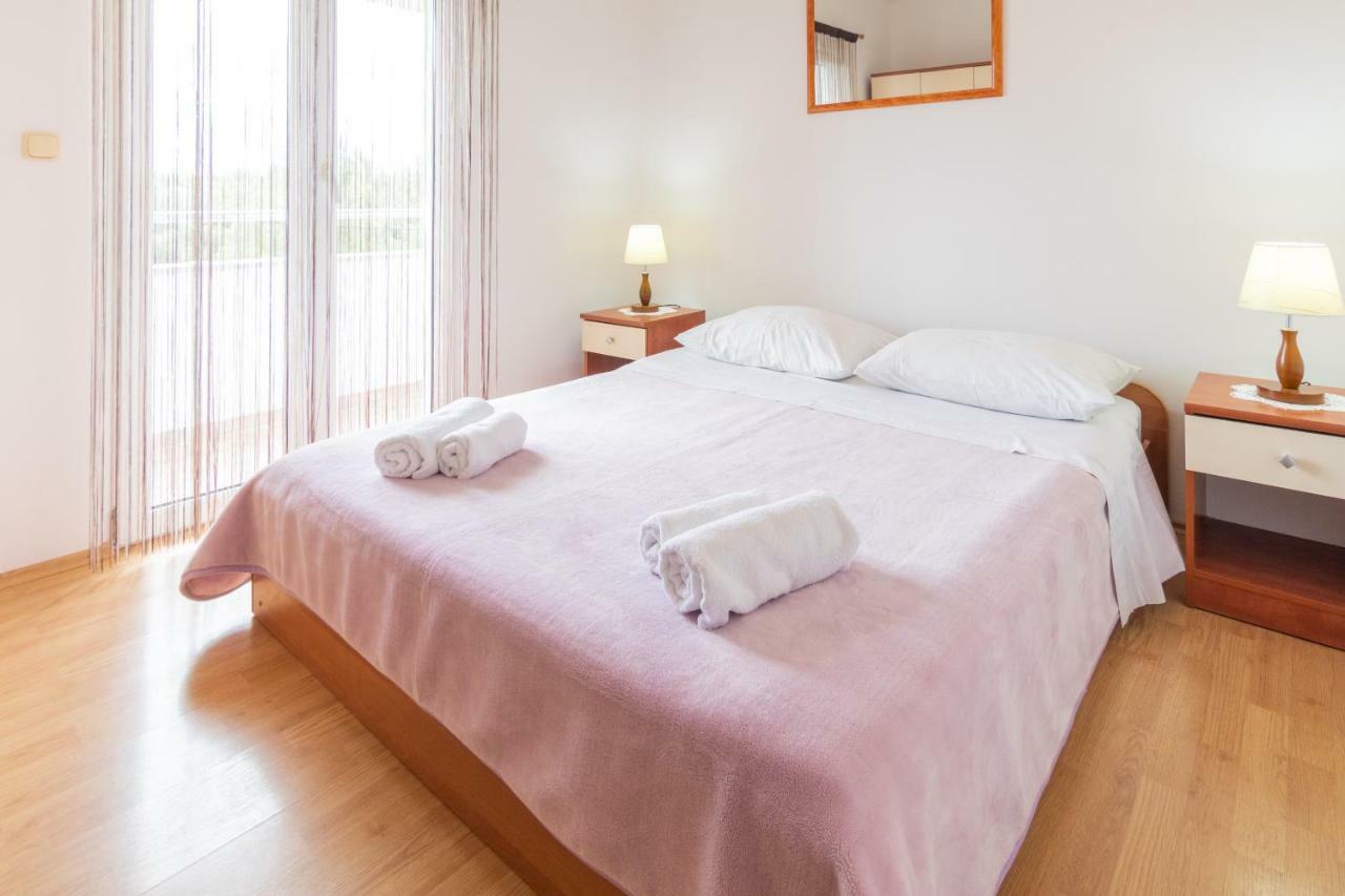 Apartments Villa Korina Brodarica  Bagian luar foto