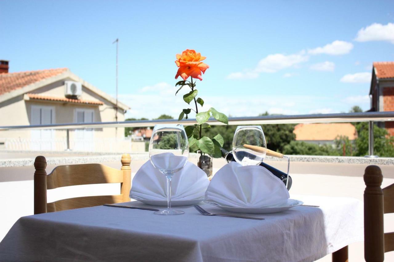 Apartments Villa Korina Brodarica  Bagian luar foto